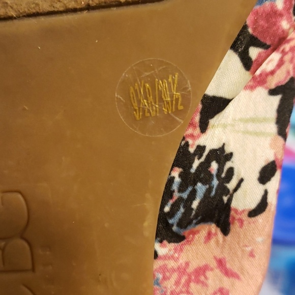 Comfy BCBG Magie Ballet Flats 9.5 - Picture 7 of 8